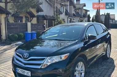 Позашляховик / Кросовер Toyota Venza 2013 в Львові