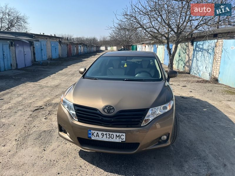 Внедорожник / Кроссовер Toyota Venza 2011 в Ладыжине