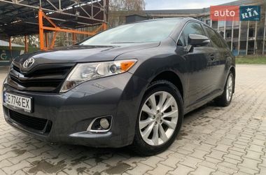 Позашляховик / Кросовер Toyota Venza 2012 в Чернівцях