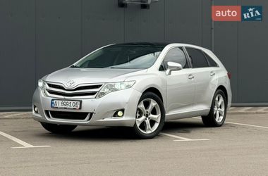 Позашляховик / Кросовер Toyota Venza 2013 в Києві