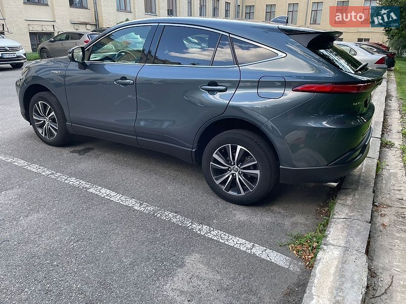 Внедорожник / Кроссовер Toyota Venza 2021 в Киеве