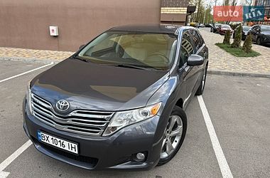 Позашляховик / Кросовер Toyota Venza 2010 в Чернігові