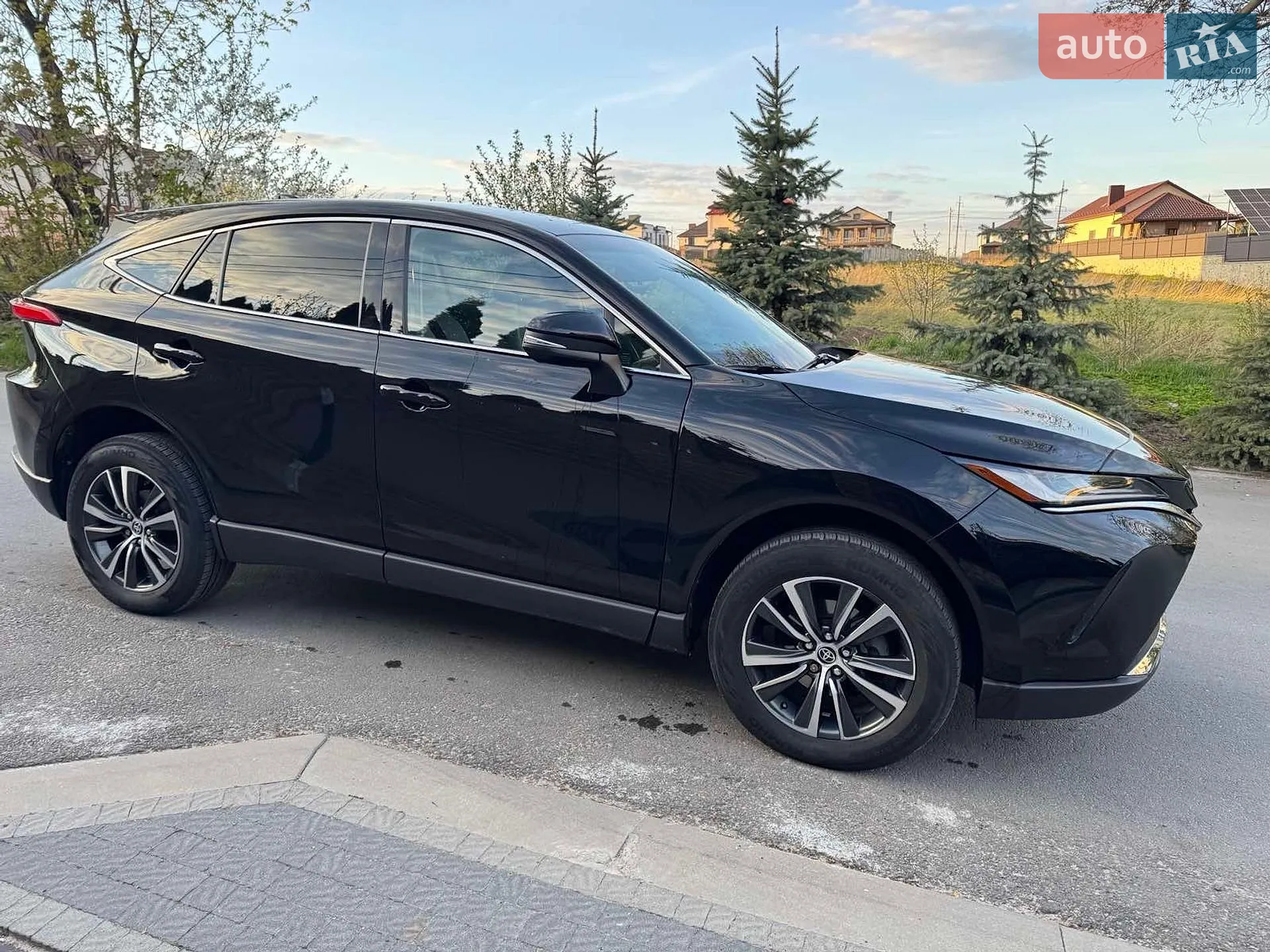 2024 Toyota Venza - мініатюра 3