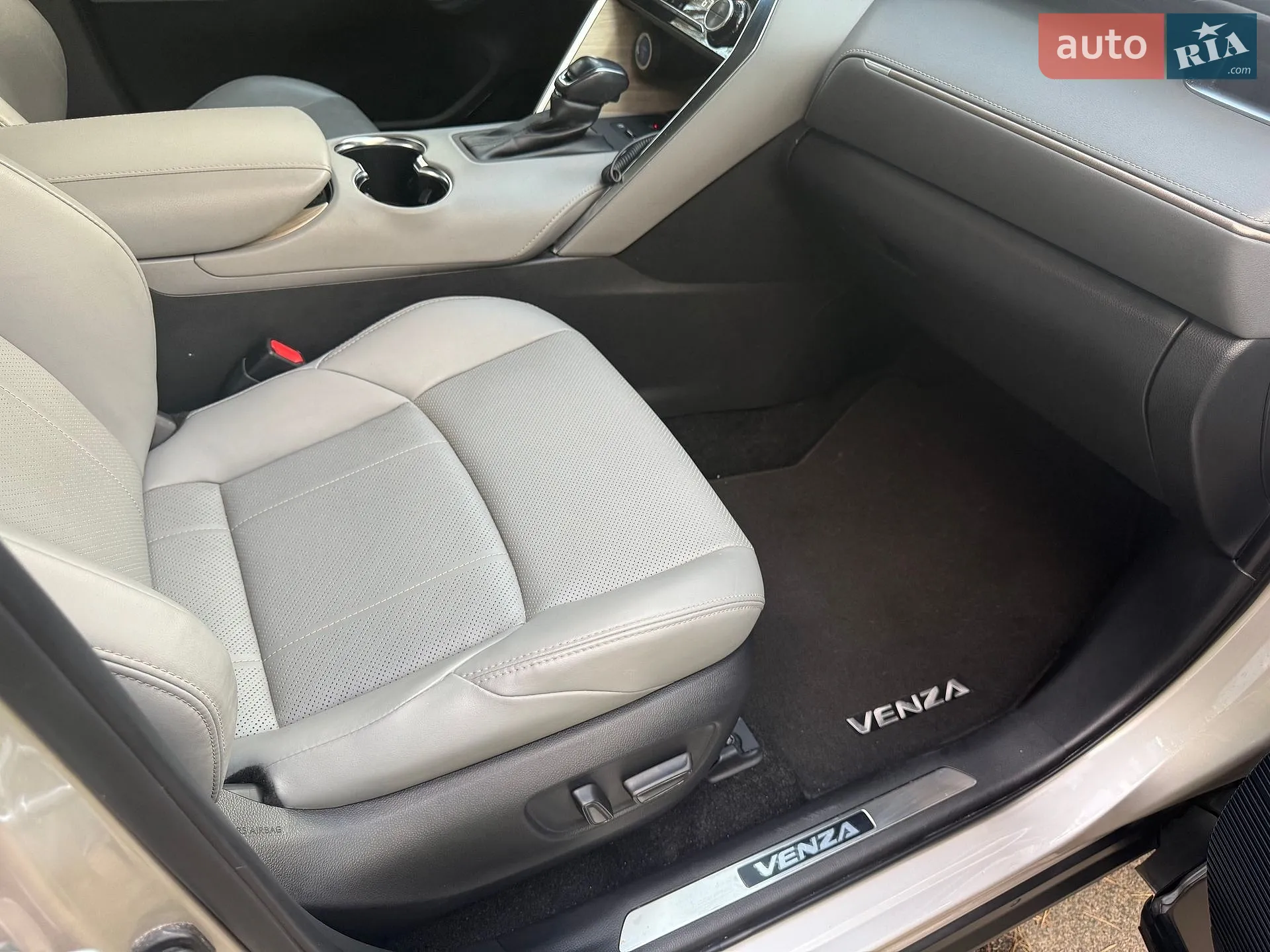 2020 Toyota Venza - мініатюра 11