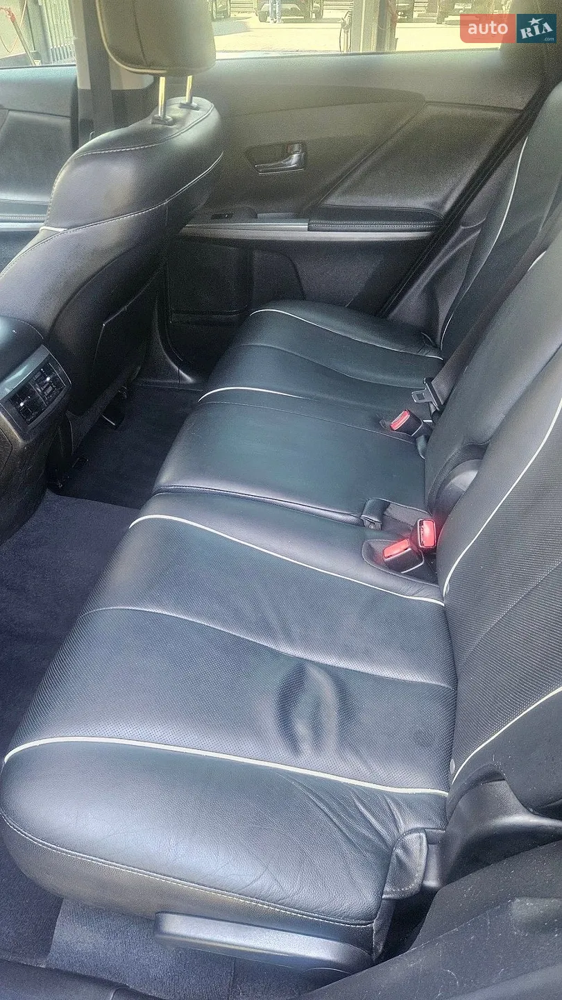 2013 Toyota Venza - мініатюра 18