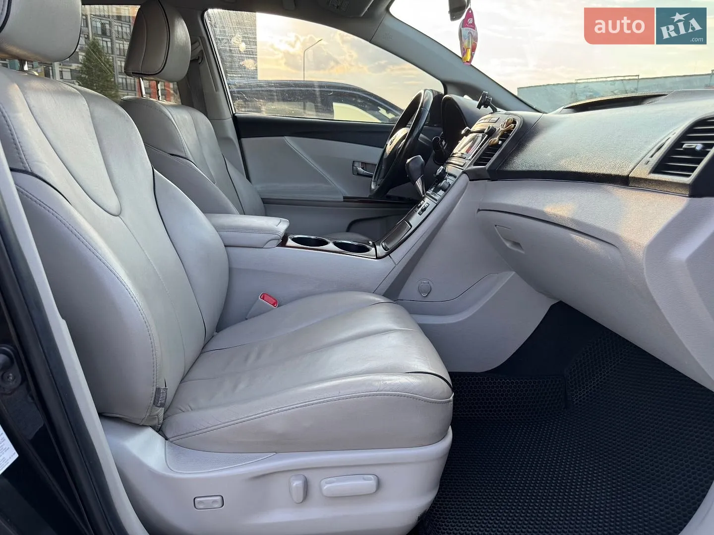 2012 Toyota Venza - мініатюра 32