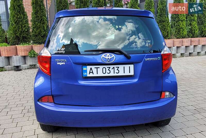 Мікровен Toyota Verso-S 2013 в Львові