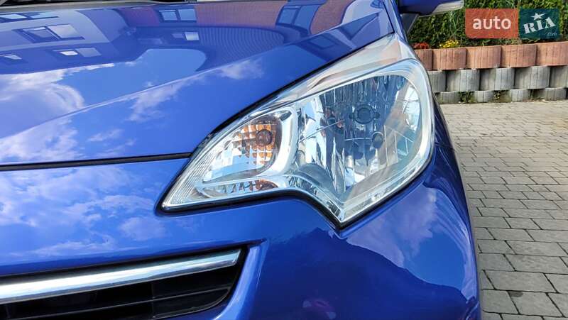 Мікровен Toyota Verso-S 2013 в Львові
