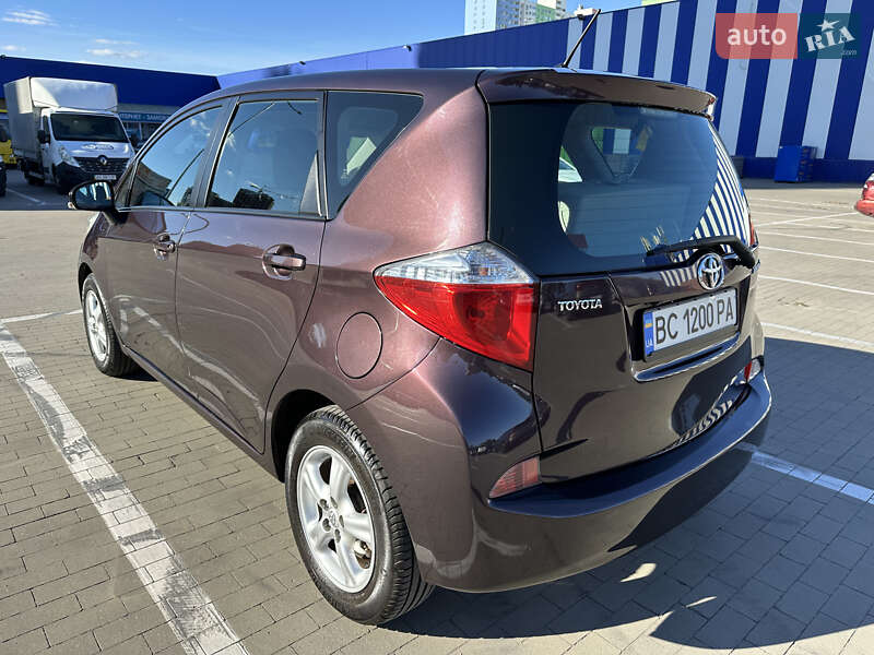 Микровэн Toyota Verso-S 2011 в Броварах фото 4 Микровэн Toyota Verso-S 2011 в Броварах