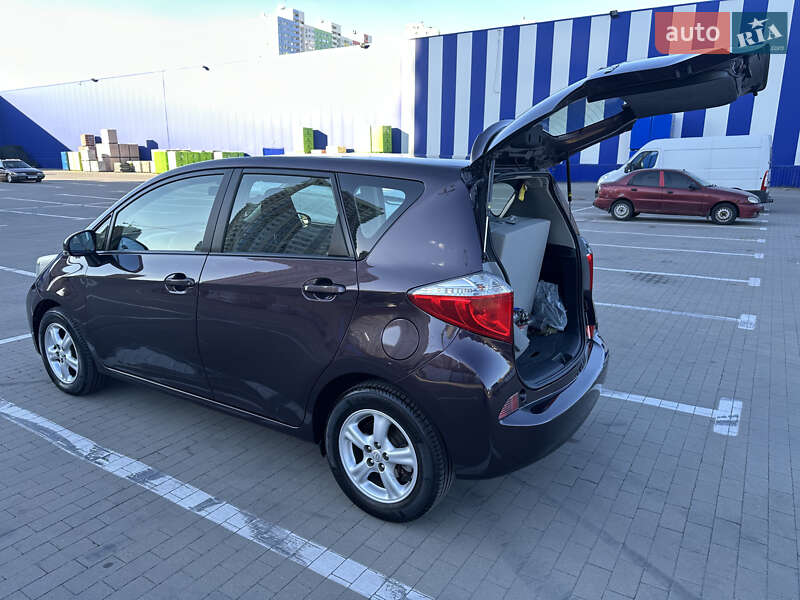 Микровэн Toyota Verso-S 2011 в Броварах фото 25 Микровэн Toyota Verso-S 2011 в Броварах