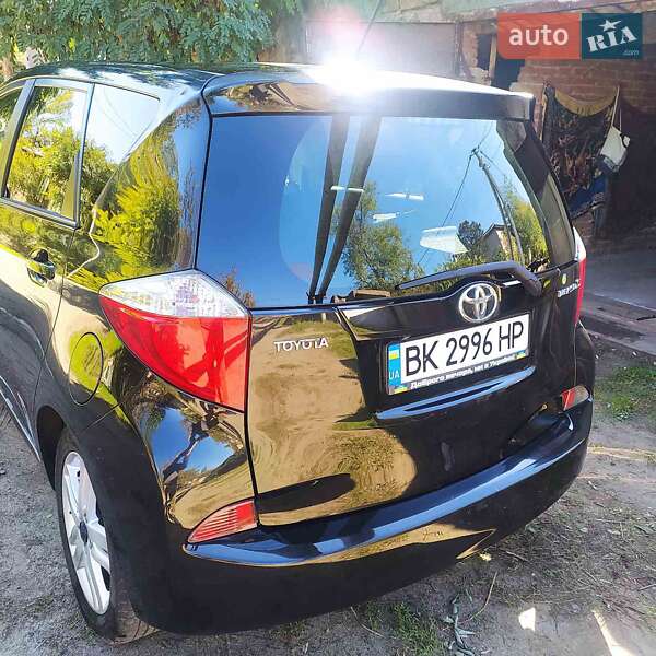 Микровэн Toyota Verso-S 2012 в Белгороде-Днестровском