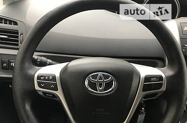 Мінівен Toyota Verso 2013 в Вінниці