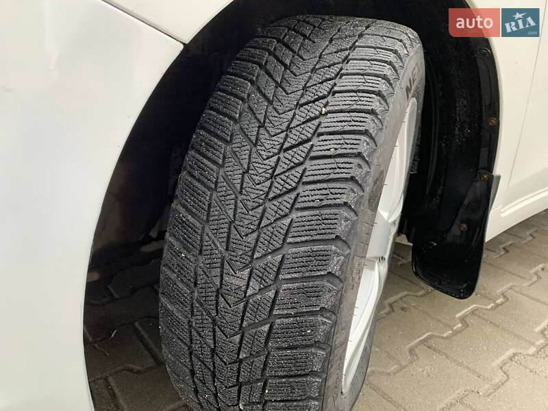 Мінівен Toyota Verso 2010 в Тернополі