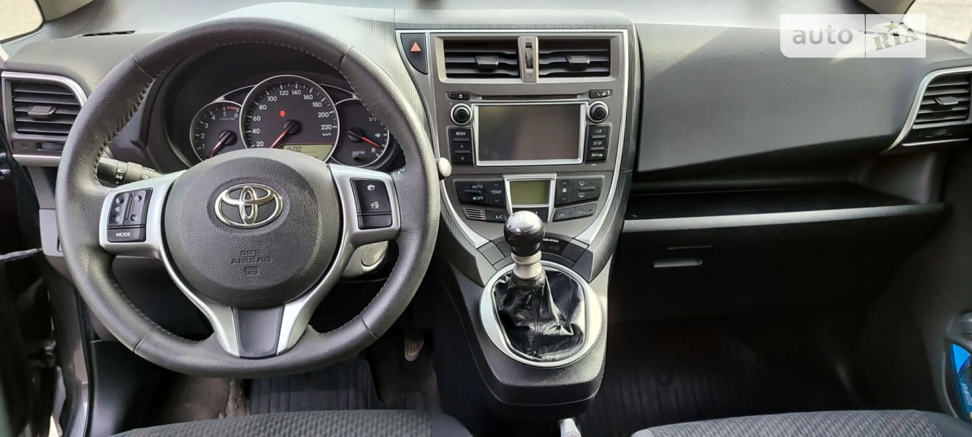 2011 Toyota Verso - мініатюра 13