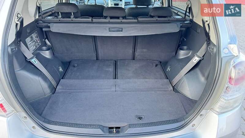 Минивэн Toyota Verso 2009 в Каменец-Подольском фото 24 Минивэн Toyota Verso 2009 в Каменец-Подольском