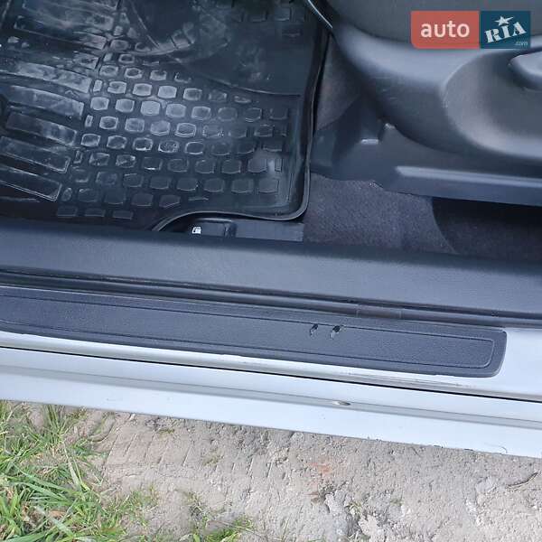 Минивэн Toyota Verso 2009 в Каменец-Подольском фото 93 Минивэн Toyota Verso 2009 в Каменец-Подольском