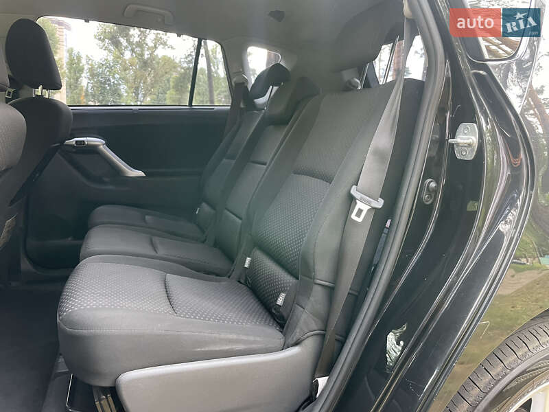 Мінівен Toyota Verso 2010 в Чернігові