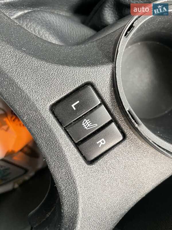 Мінівен Toyota Verso 2010 в Чернігові