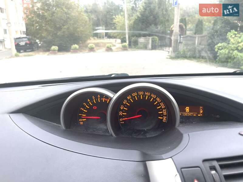 Минивэн Toyota Verso 2011 в Ивано-Франковске фото 4 Минивэн Toyota Verso 2011 в Ивано-Франковске