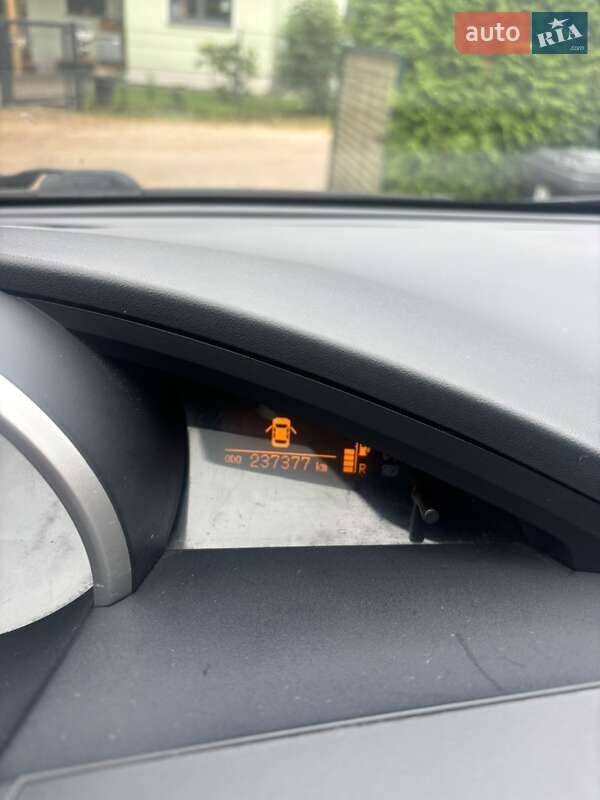 Мінівен Toyota Verso 2012 в Тернополі