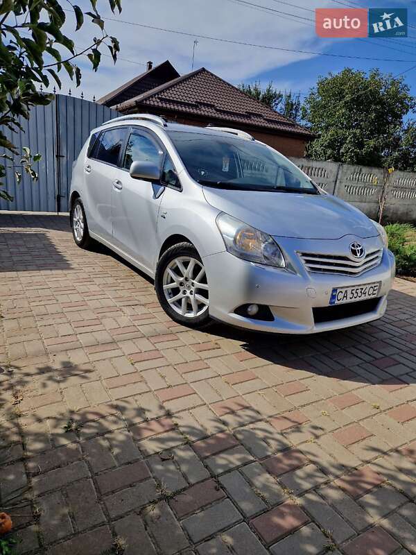 Toyota Verso 2012