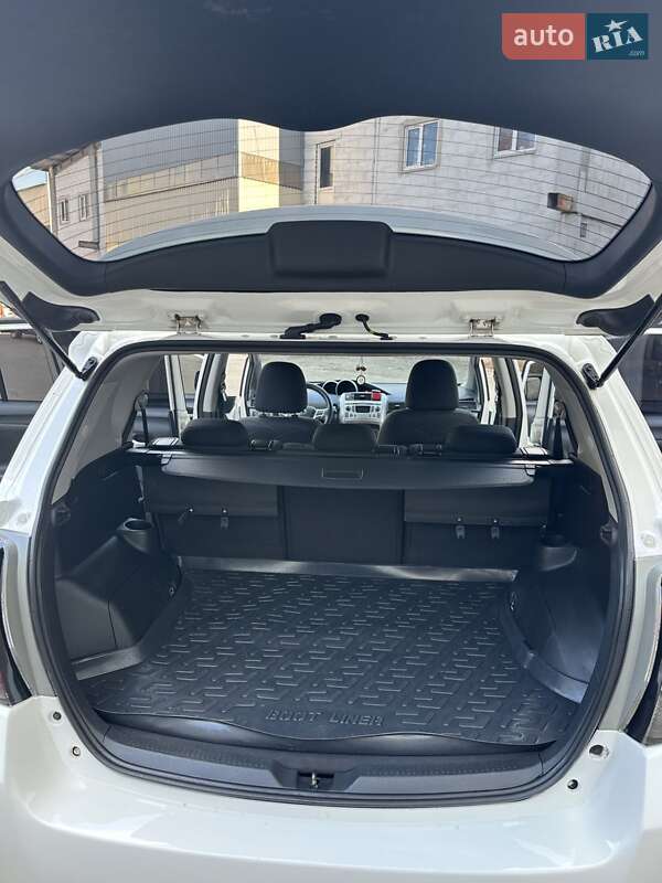 Мінівен Toyota Verso 2011 в Києві