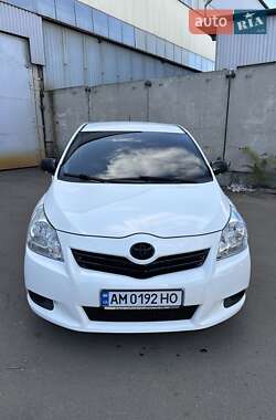 Минивэн Toyota Verso 2011 в Киеве