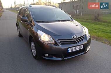 Минивэн Toyota Verso 2011 в Черновцах