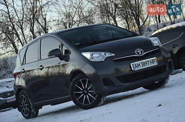 Мінівен Toyota Verso 2011 в Бердичеві