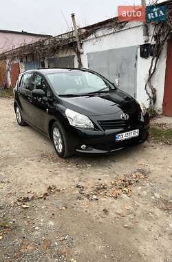 Мінівен Toyota Verso 2010 в Хмельницькому