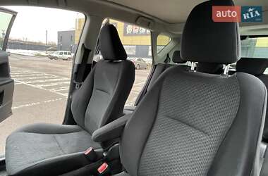 Минивэн Toyota Verso 2011 в 