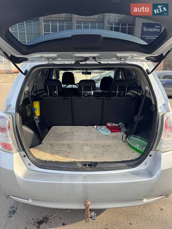 Мінівен Toyota Verso 2009 в Шумську