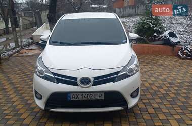 Мінівен Toyota Verso 2014 в Харкові