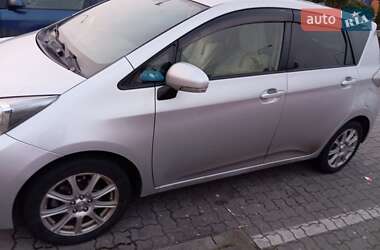 Мінівен Toyota Verso 2012 в 