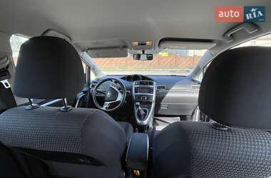 Минивэн Toyota Verso 2014 в 