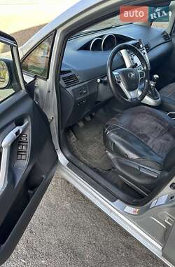 Минивэн Toyota Verso 2012 в 