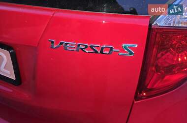 Минивэн Toyota Verso 2012 в 