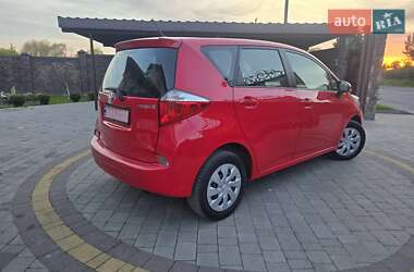 Минивэн Toyota Verso 2012 в 
