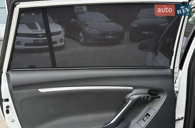 Минивэн Toyota Verso 2013 в 