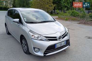 Минивэн Toyota Verso 2014 в Звягеле