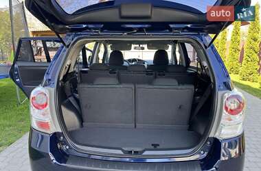 Минивэн Toyota Verso 2012 в 