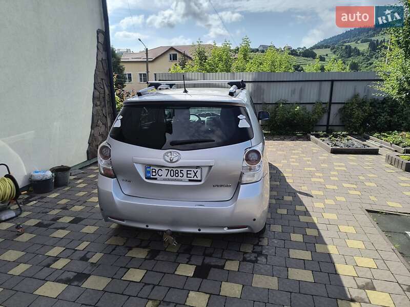 Мінівен Toyota Verso 2012 в Турці фото 4 Мінівен Toyota Verso 2012 в Турці