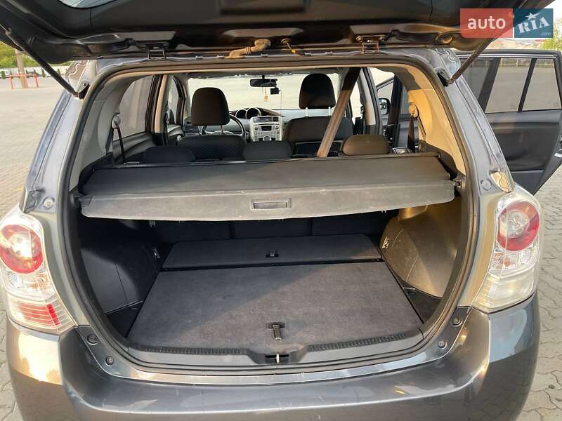 Минивэн Toyota Verso 2009 в Сарнах