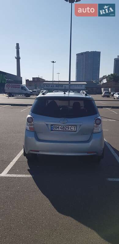 Мінівен Toyota Verso 2010 в Києві