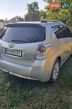 Минивэн Toyota Verso 2009 в Золотоноше