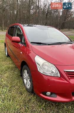 Мінівен Toyota Verso 2012 в Києві