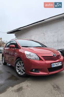 Минивэн Toyota Verso 2010 в Одессе