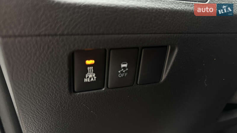 Мінівен Toyota Verso 2014 в Луцьку