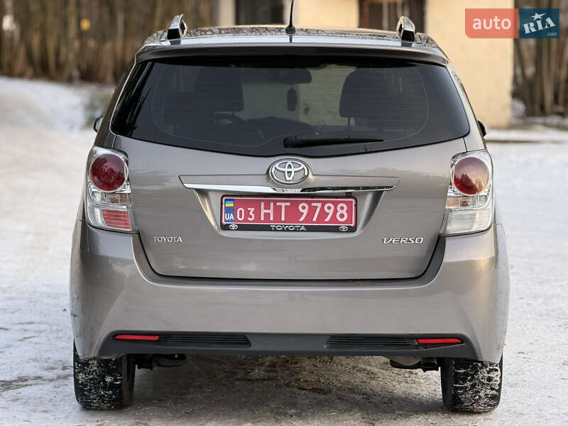 Минивэн Toyota Verso 2014 в Луцке фото 6 Минивэн Toyota Verso 2014 в Луцке