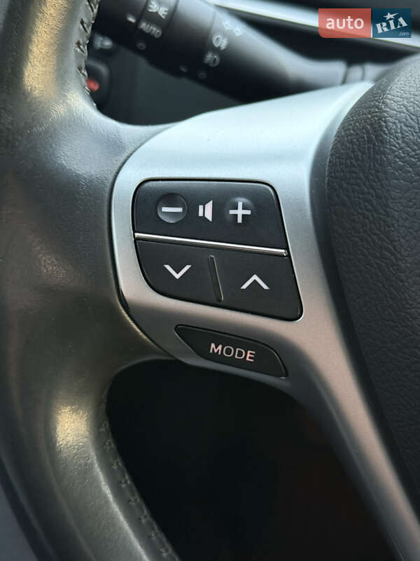 Минивэн Toyota Verso 2014 в Луцке фото 44 Минивэн Toyota Verso 2014 в Луцке